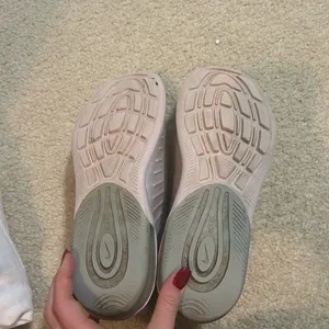 Nike Pink and White Sneakers thumbnail 5