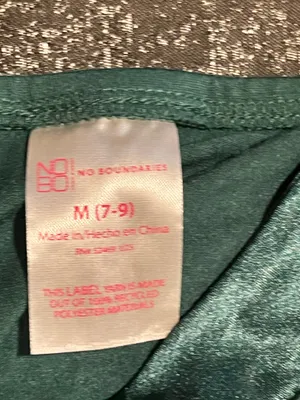 Womens M 7-9 No Boundaries Dark Green Sequin V-Neck Cami Top thumbnail 6