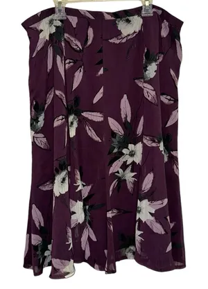 Sag Harbor Floral Pull On Skirt‎ Womens 12 Purple Midi Flowy Career thumbnail 1