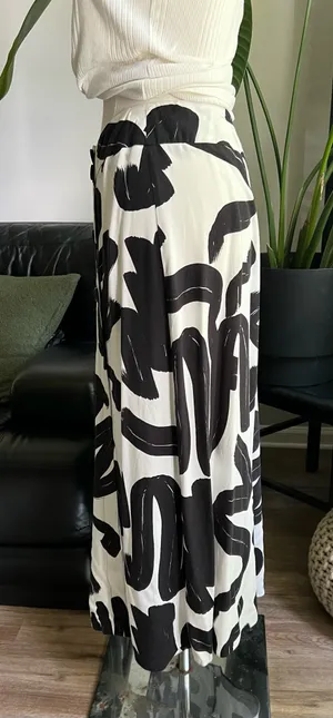 ASOS geo print midi skirt thumbnail 3