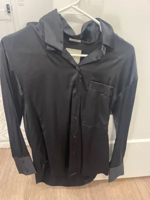 Satin Button Down Abercrombie Long Sleeve thumbnail 1