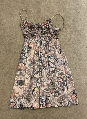 Dress thumbnail 1