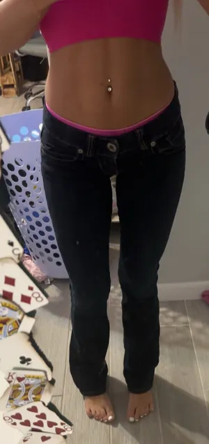 Guess lowrise jeans thumbnail 3