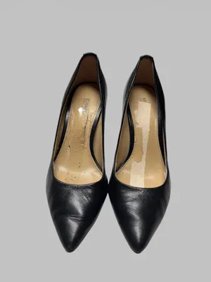 Michael Kors Black Pointed-Toe Leather Pumps thumbnail 4