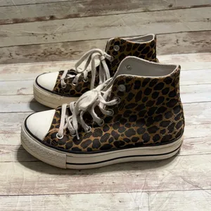 Converse Chuck Taylor All Star Lift Sneakers Women's Size 7 Leopard High Top thumbnail 3