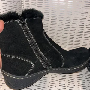 BareTraps Ellea Black Suede Leather Faux Fur Trim Ankle Boots Womens 9.5 M Cabin thumbnail 6
