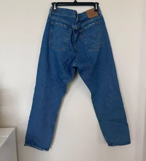 Levi's NWOT wedgie straight ripped jeans size 31 thumbnail 5