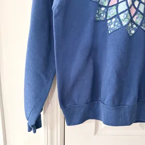 Jerzees Vintage Blue Crew Sweatshirt Embroidered Floral Patchwork Starburst Med thumbnail 2