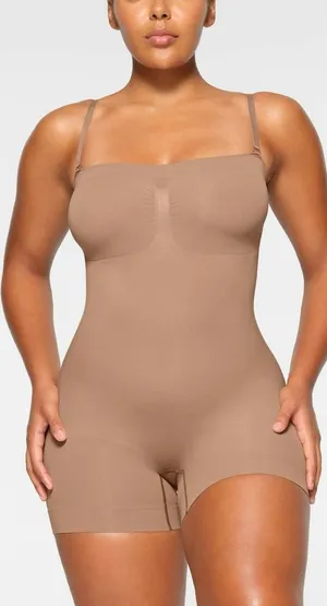 NWOT‎ SKIMS Strapless Sculpting Mid Thigh Bodysuit size XS Sienna thumbnail 1