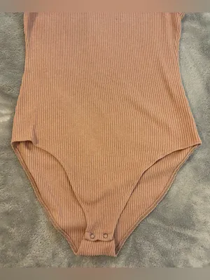 Women’s American Eagle Outfitters Ribbed Peach One-Piece Bodysuit Size Medium thumbnail 4