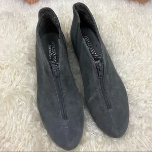 Aerosoles Gray Stitch and Turn Gray Suede Zip Wedge Booties 7.5 thumbnail 2