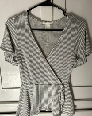 Short Sleeves Top Gray thumbnail 1