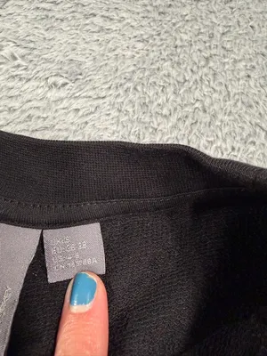 Sweaty Betty Cropped Black Long Sleeve Sweatshirt 4-6 small thumbnail 3