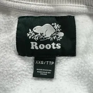 Roots Canada Athletics White Green Pullover Crewneck Sweatshirt Women’s XXS thumbnail 2