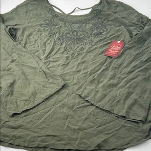 Faded Glory Sage Green Embroidered Blouse thumbnail 1