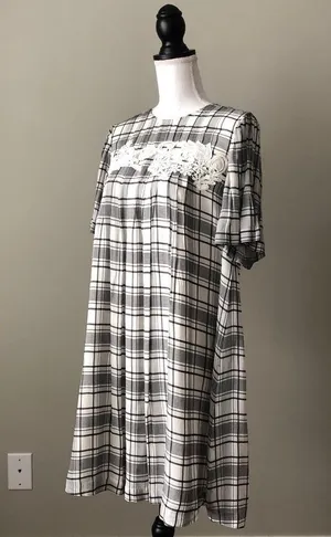 LOFT | Plaid Lace Applique Swing Dress Sz M thumbnail 4
