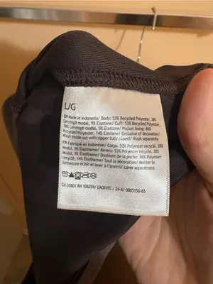 Lululemon Softstreme Cinch-Waist Full-Zip Jacket in Espresso thumbnail 7