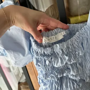 ASTR The Label Savina Square Neck Bubble Sleeves Smocked Blouse Top puff light thumbnail 4