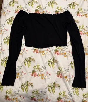 SheIn Black off the shoulder top thumbnail 2