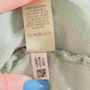 285 | OFFLINE by Aerie Womens Medium Raw Hem V-Neck Cropped T-Shirt‎ Sage Green thumbnail 6