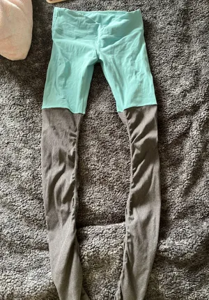 ALO Legging thumbnail 1