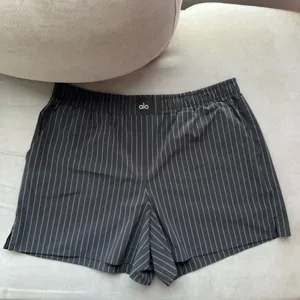 Alo Yoga Pinstripe Daylight Boxer Short Black/Titanium L thumbnail 2