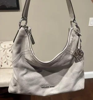 Michael Kors Purse thumbnail 1