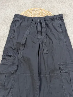GAP Women’s Cotton Fine Twill Cargo Easy Pants in Black M thumbnail 3