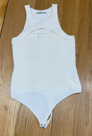 Abercrombie & Fitch Ivory White Ribbed Cutout Sleeveless‎ Bodysuit XS Womens thumbnail 1