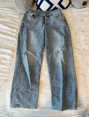 Outfitters Jeans thumbnail 1