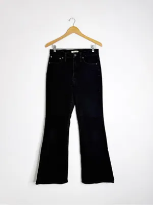 Madewell The Perfect Vintage Flare Jeans Size 28 Black Denim NF379 thumbnail 3