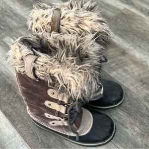 Sorel Joan of Arctic Boots Women's Size 6 Winter Snow Insulated Waterproof Fur thumbnail 10