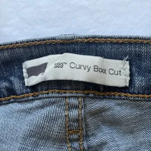 Levis 529 Curvy Boot Cut Jeans Womens 14 Short Medium Wash Denim Blue Stretch thumbnail 5