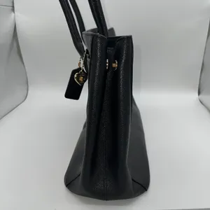 Coach Pebbled Leather Tote Bag Top Handle Black Gold Heart Charm Black Lining‎ thumbnail 10