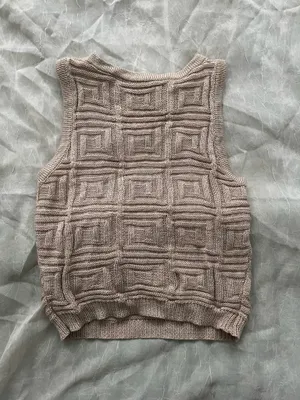 Women’s Tan Knitted Cropped Sweater thumbnail 2