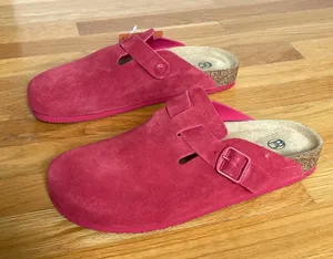 Brelzo Calvior Classic Leather Clogs – Red Suede Slip-On Sandals | EU 42 | New with Tags thumbnail 1