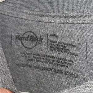 Hard Rock Cafe Vintage Cassette Gray T-Shirt Unisex size Small thumbnail 3