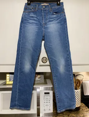 Levi's Size 28 thumbnail 1