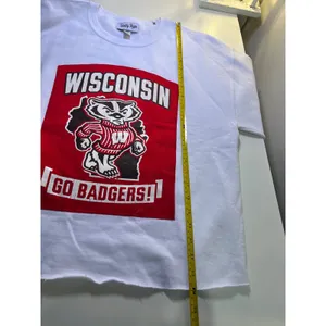 Totally Hype Wisconsin Badgers White Graphic Raw Hem Sweatshirt‎ Womens Medium thumbnail 9
