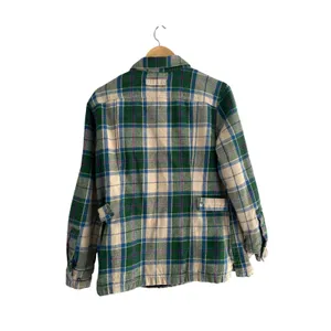 Duluth Trading Co Green Plaid Quilted Flannel Shirt Jacket M Barn Chore Coat thumbnail 2