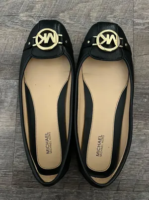 Michael Kors Flats thumbnail 1