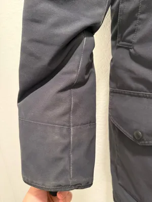 Canada Goose navy trillium heritage down parka coat with coyote fur hood thumbnail 4