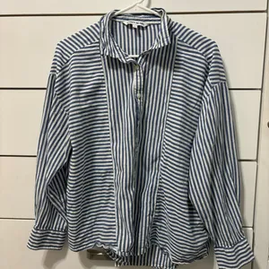 Elizabeth and James Stripe Button Down Shirt thumbnail 2