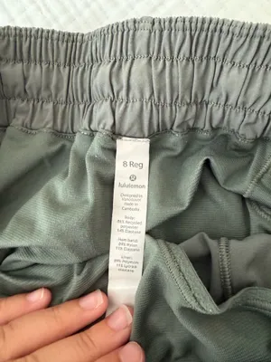Lululemon Hotty Low-Rise Liner Shorts 2.5" 8 thumbnail 3