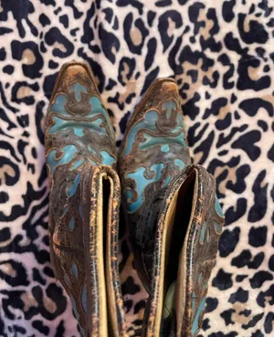 Size 8 thumbnail 2