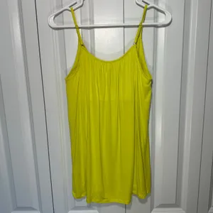 Victoria's Secret Fashions Best Kept Secret Bra Top M Chartreuse Shelf Bra Cami thumbnail 2