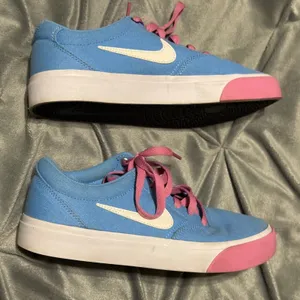 Nike Size 7 Women SB Zapatillas Charge Canvas Light Blue Pink‎ Tie Causal thumbnail 6