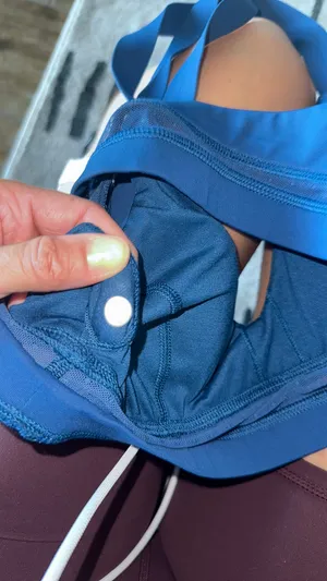 Lululemon Body Con Bra Poseidon thumbnail 4