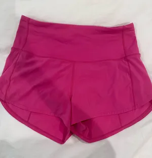 Lululemon Hotty Hot Shorts 2.5" High-Rise thumbnail 1