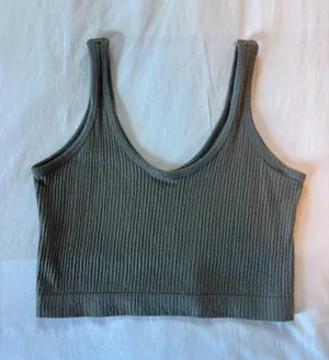 Urban Outfitters Top thumbnail 2